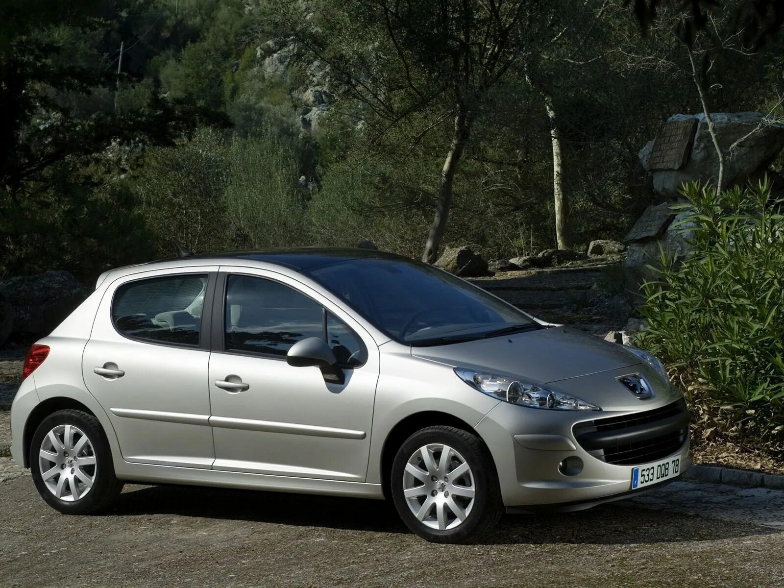 Peugeot 207. Пежо 207 2006. Пежо 207 4 двери. Peugeot 207 2006. Купить пежо 2006