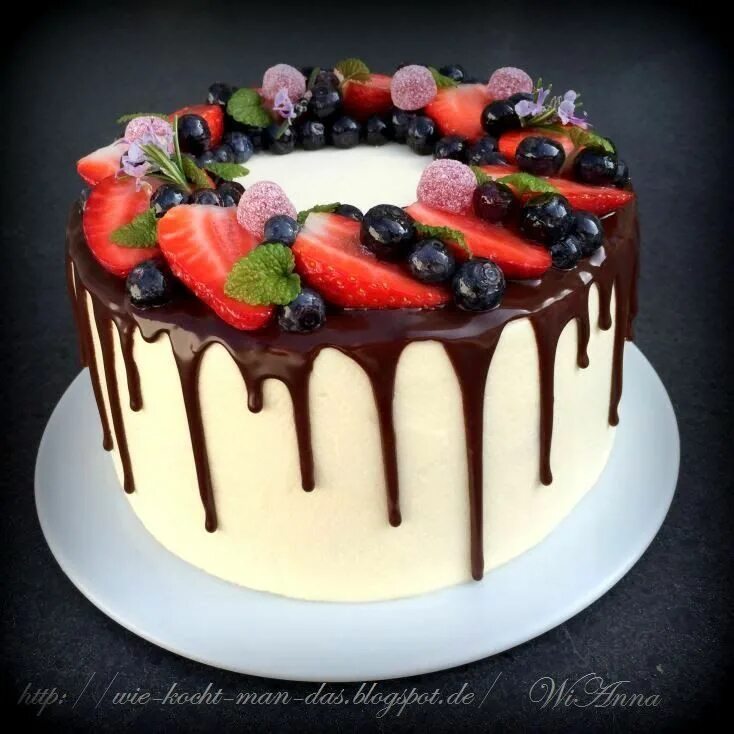 Delicious Cake with Chocolate Icing and Fresh Fruit