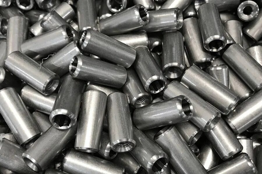 Производство втулок. Изготовление втулок. Втулка латунь. Втулка металлическая. Бронзовые заготовки для изготовления втулок.