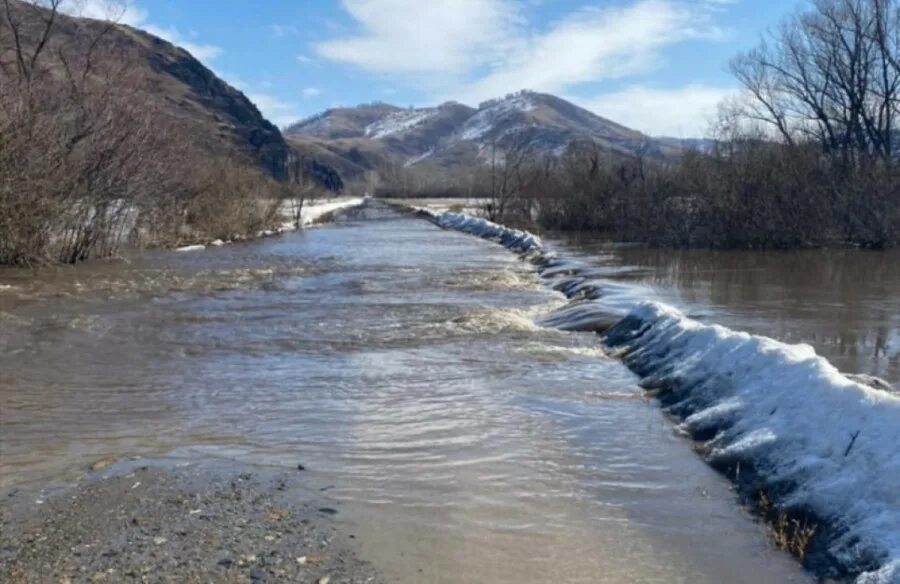 Нижнеозерное Алтайский край. Паводок Алтайский край. Село Усть Ануй Алтайский край. Безголосово Алтайский край. Погода нижнеозерное алтайский край усть пристанский