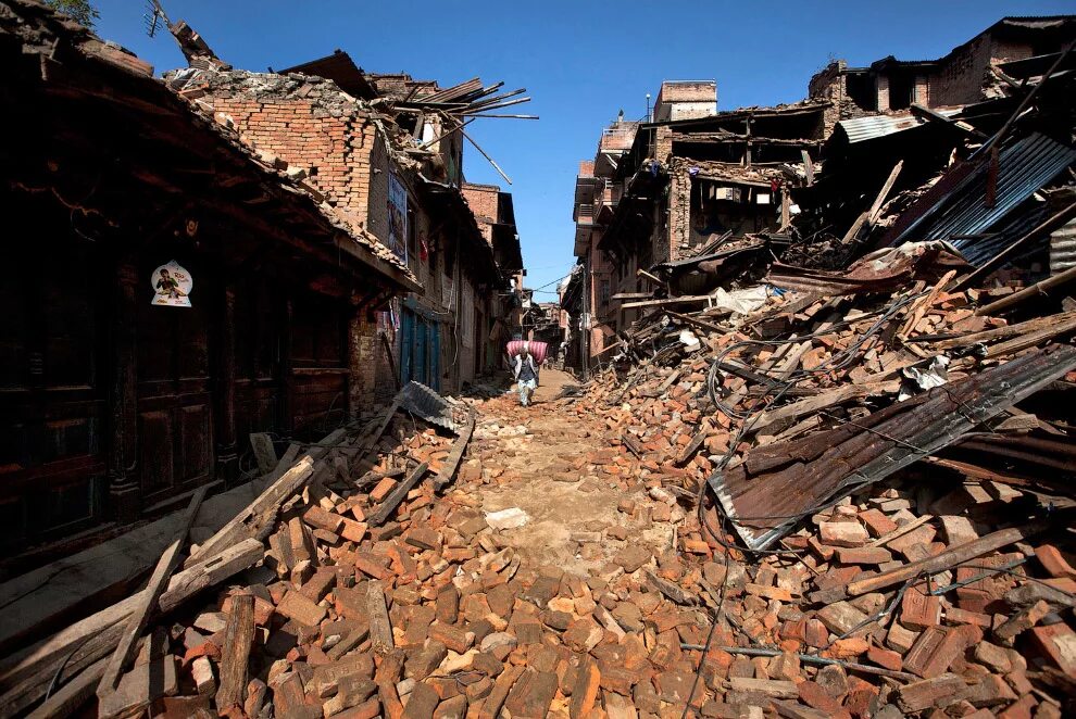 Землетрясение в этом году. Катманду 2015 год землетрясение. Землетрясение в Непале 2015. Бхактапур землетрясение 2015. Непал 2015 землетрясение 25 апреля.