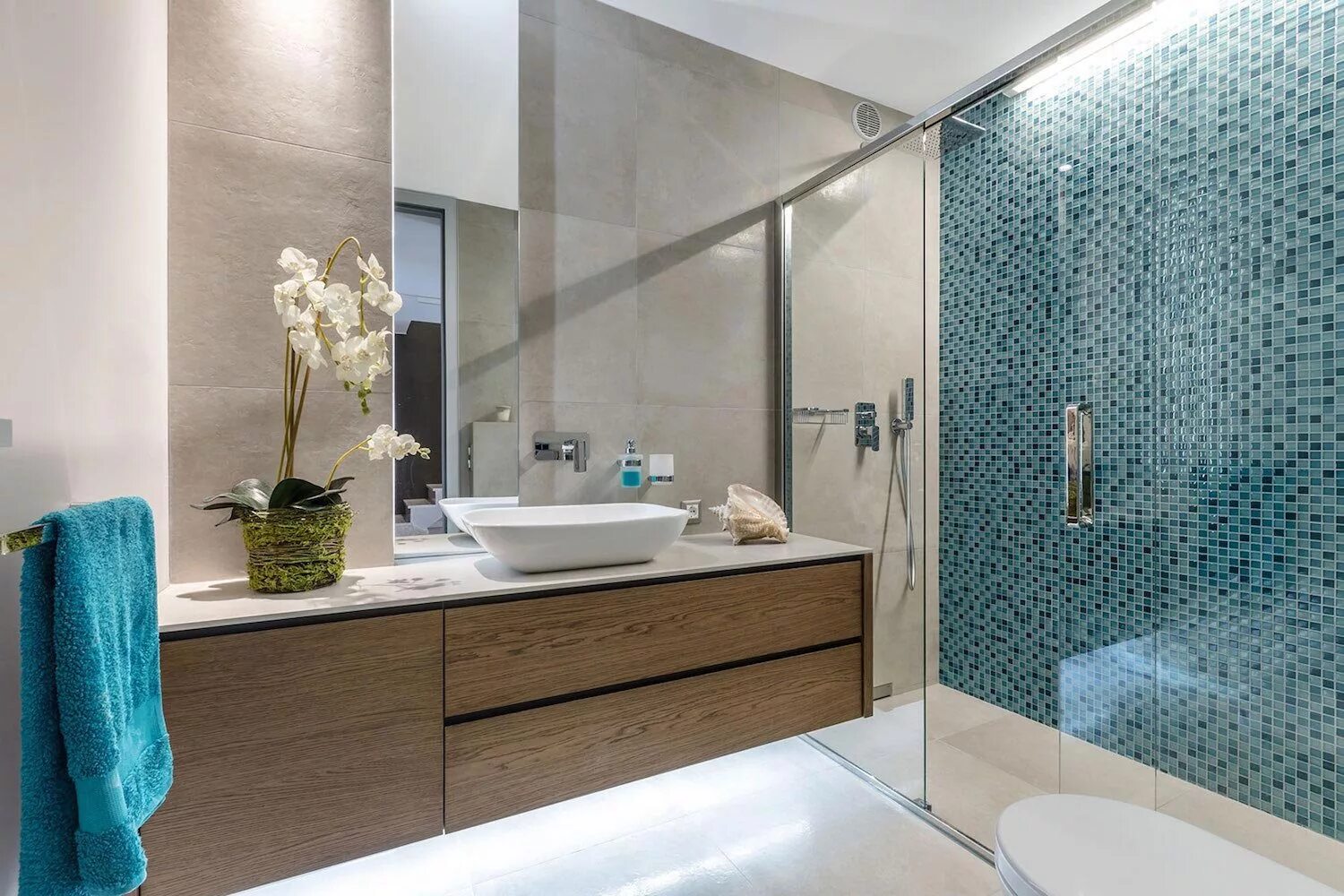 Фото современных ванн. Стильная ванная комната. Современная ванная комната. Современный интерьер ванной комнаты. Ванная комната в современном стиле.