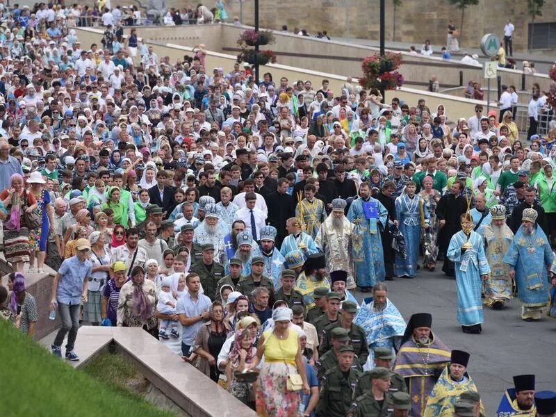 Сонник крестный. Крестный ход Ирининский храм в Москве. Крестный ход Казанской Божьей матери в Чусовом. Крестный ход Мензелинск. Крестный ход Казань.