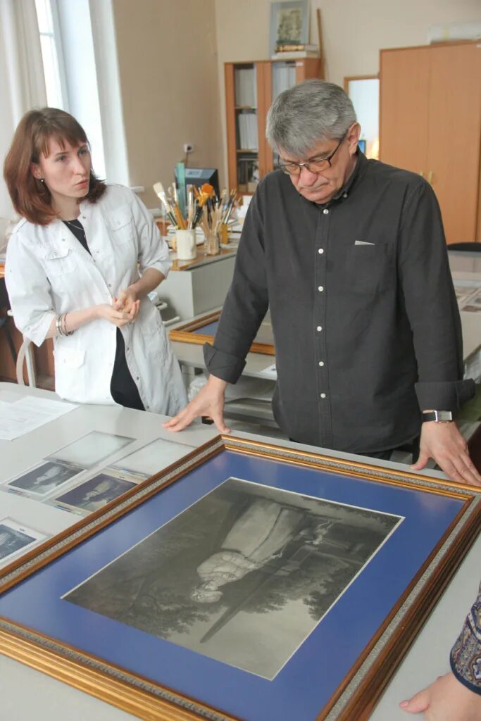 серегина евгения ильинична художник-реставратор. реставратор биография. студенты реставраторы. художник андрей филиппов санкт-петербург. реставрационным мастерским русского музея 100 лет.