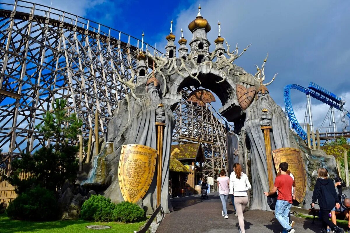 Тематический парк пенакония. Парк Европы, Руст, Германия (Europa-Park). Европа-парк Германия аттракционы. Парк аттракционов Europa Park в Германии. Парк развлечений Европа-парк в Русте Германия.