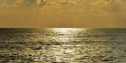 Море было спокойно