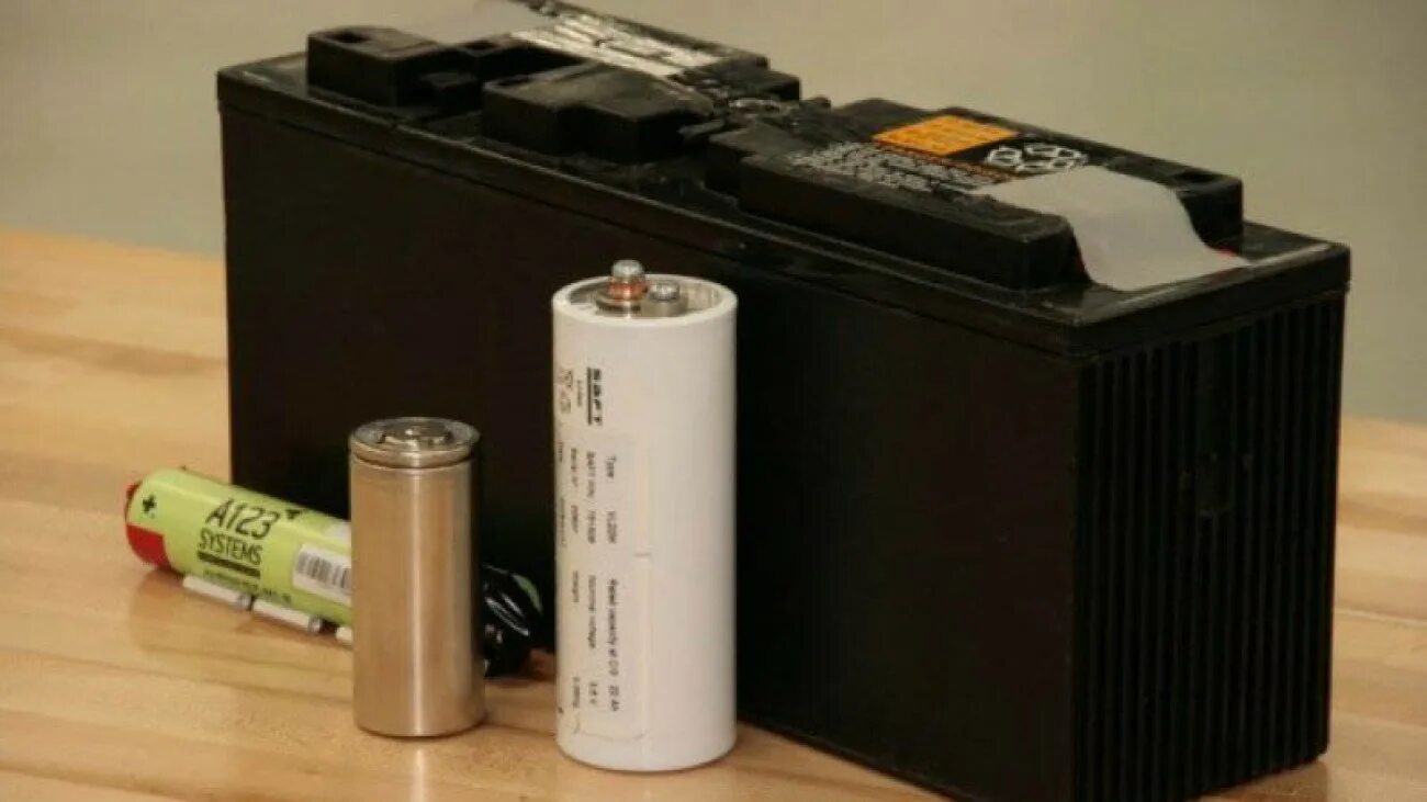 Nova battery. Литий-ионная батарея 7100. Литий марганцевые аккумуляторы. Литые батарейки. Новые виды аккумуляторов.