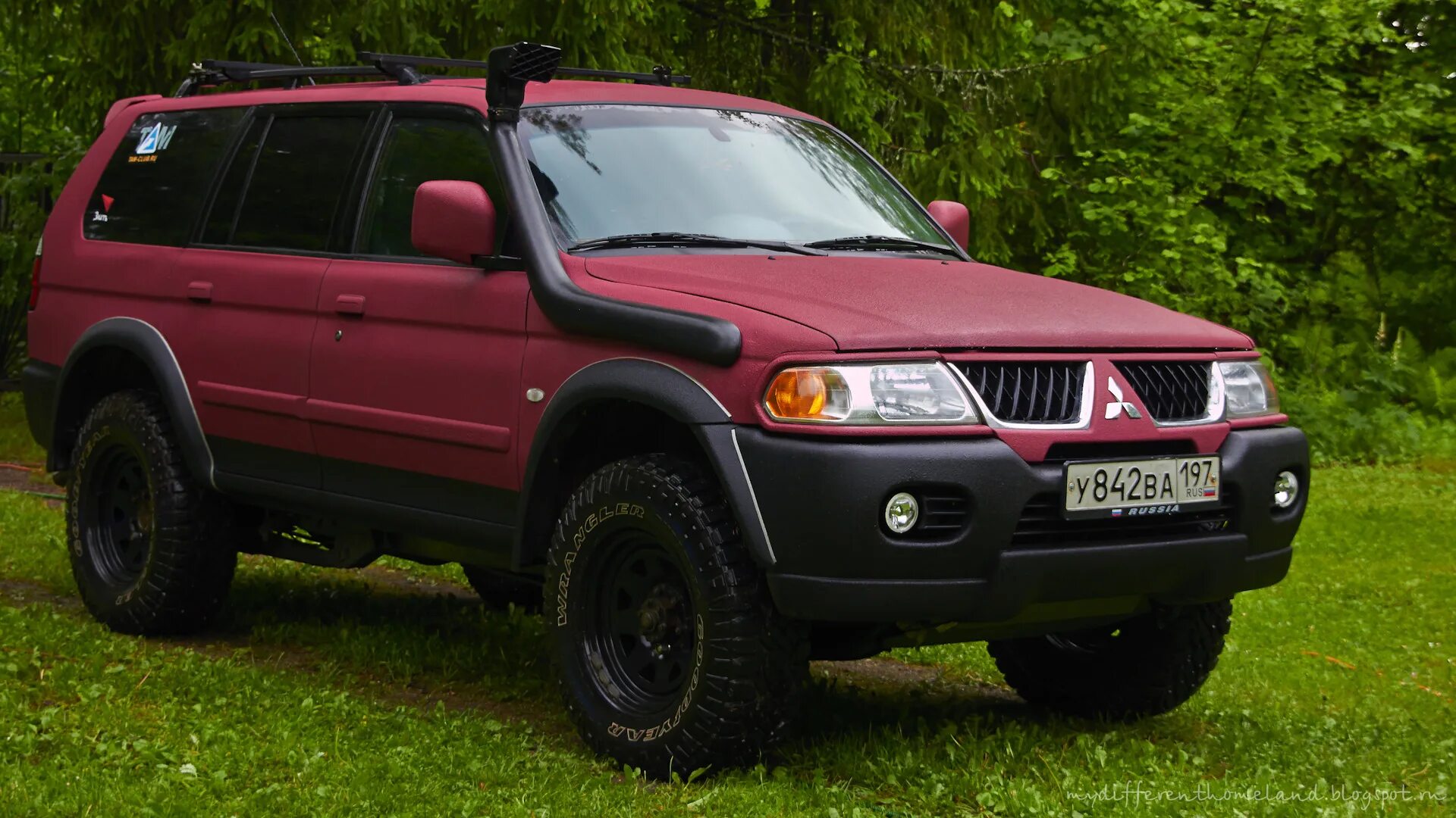 Mitsubishi pajero sport 1. Mitsubishi pajero sport первое поколение. Mitsubishi pajero sport 2005. Mitsubishi pajero sport первое поколение. Mitsubishi pajero sport первое поколение.