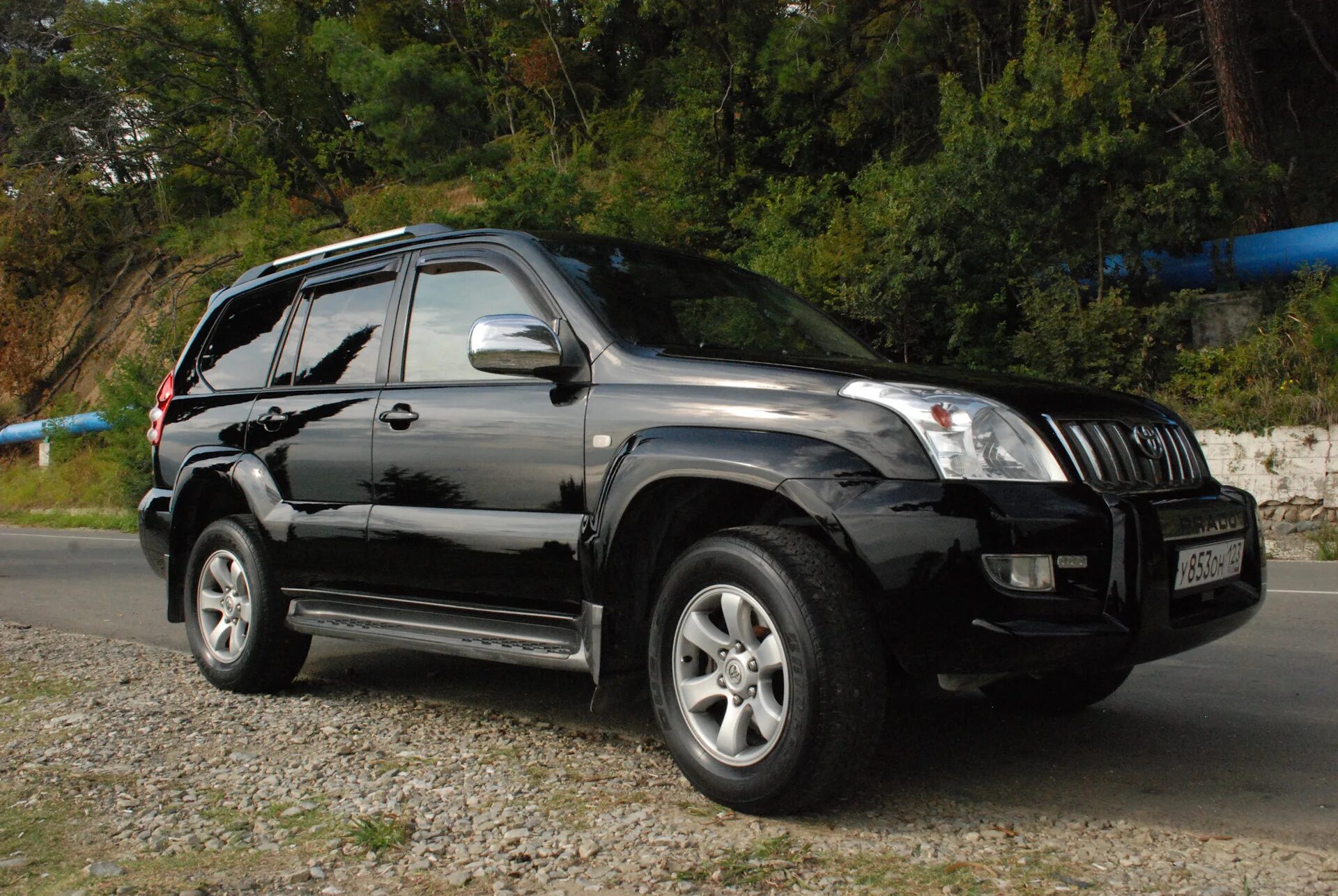 Прадо 120 москва. Toyota land cruiser 120. toyota land cruiser prado 120. тайта лан крузев прада 120. тойота прадо 120 кузов.
