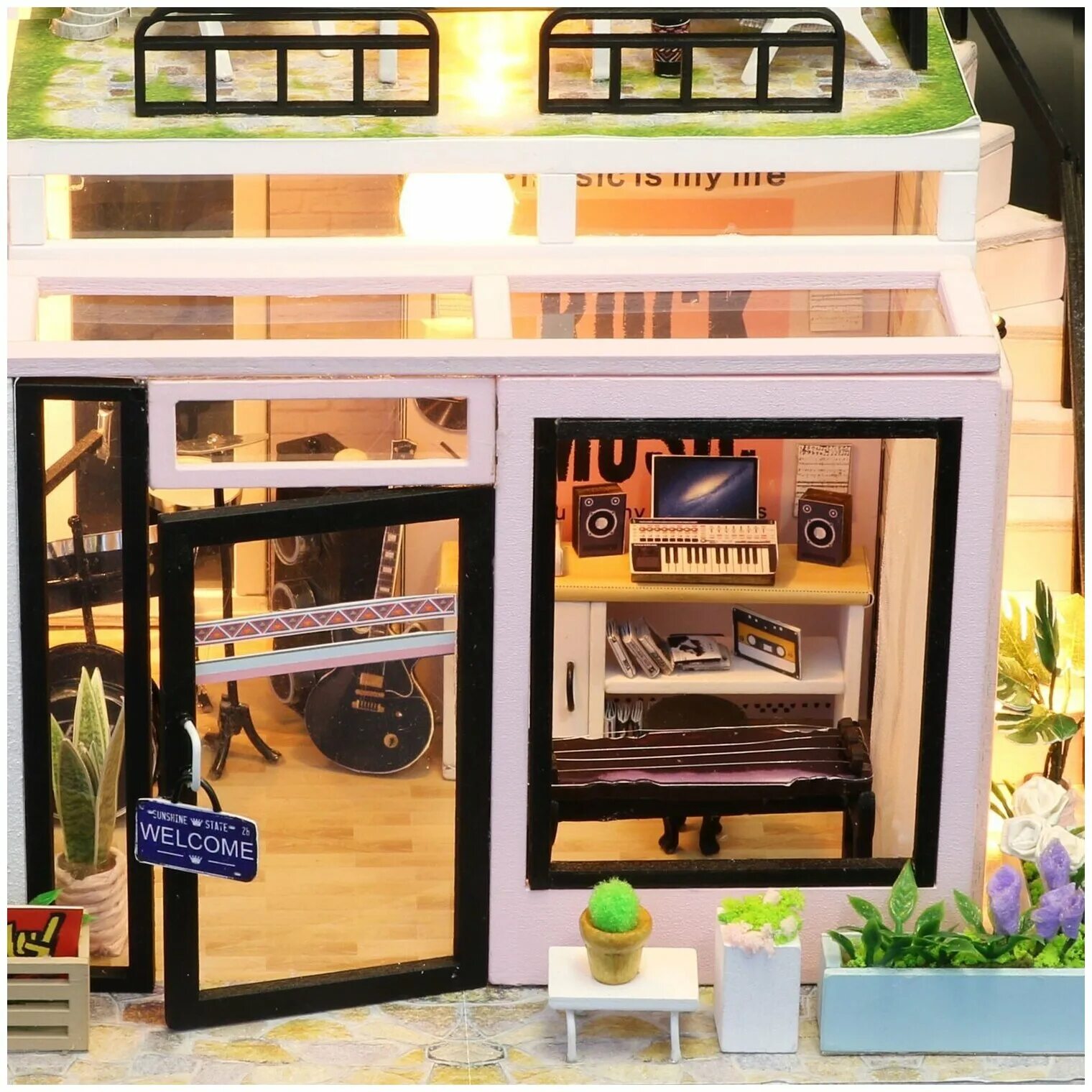 Robotime diy house конструктор. Интерьерный конструктор (румбокс) hobby day. Румбокс 1/12. Румбокс с гитарой. Интерьерный конструктор robotime музыкальная студия kevin's studio.