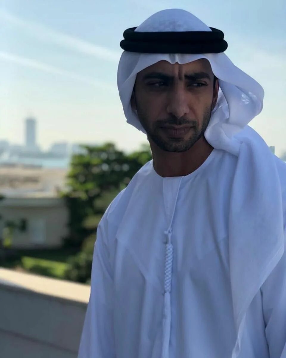 Шейха бинт саид бин саид аль-мактум. Шейх саид мактум. Шейх хамдан бин заед. Саид аль мактум. Принц дубая саид аль-мактум.