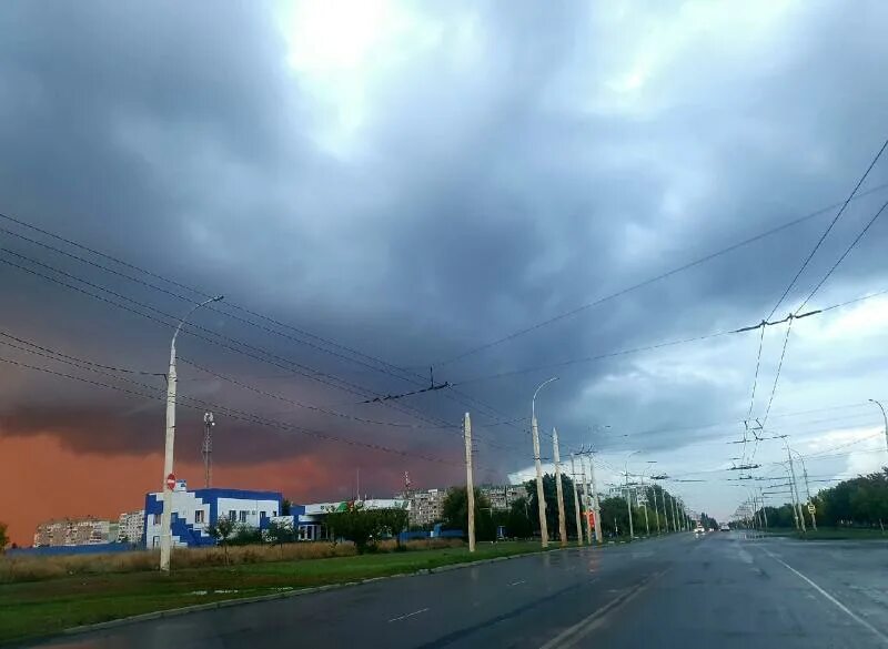 Погода на неделю волгодонске на 7. Волгодонск дождь. Волгодонск климат. Пасмурная погода Волгодонск. Погода дождливая фото Волгодонск.