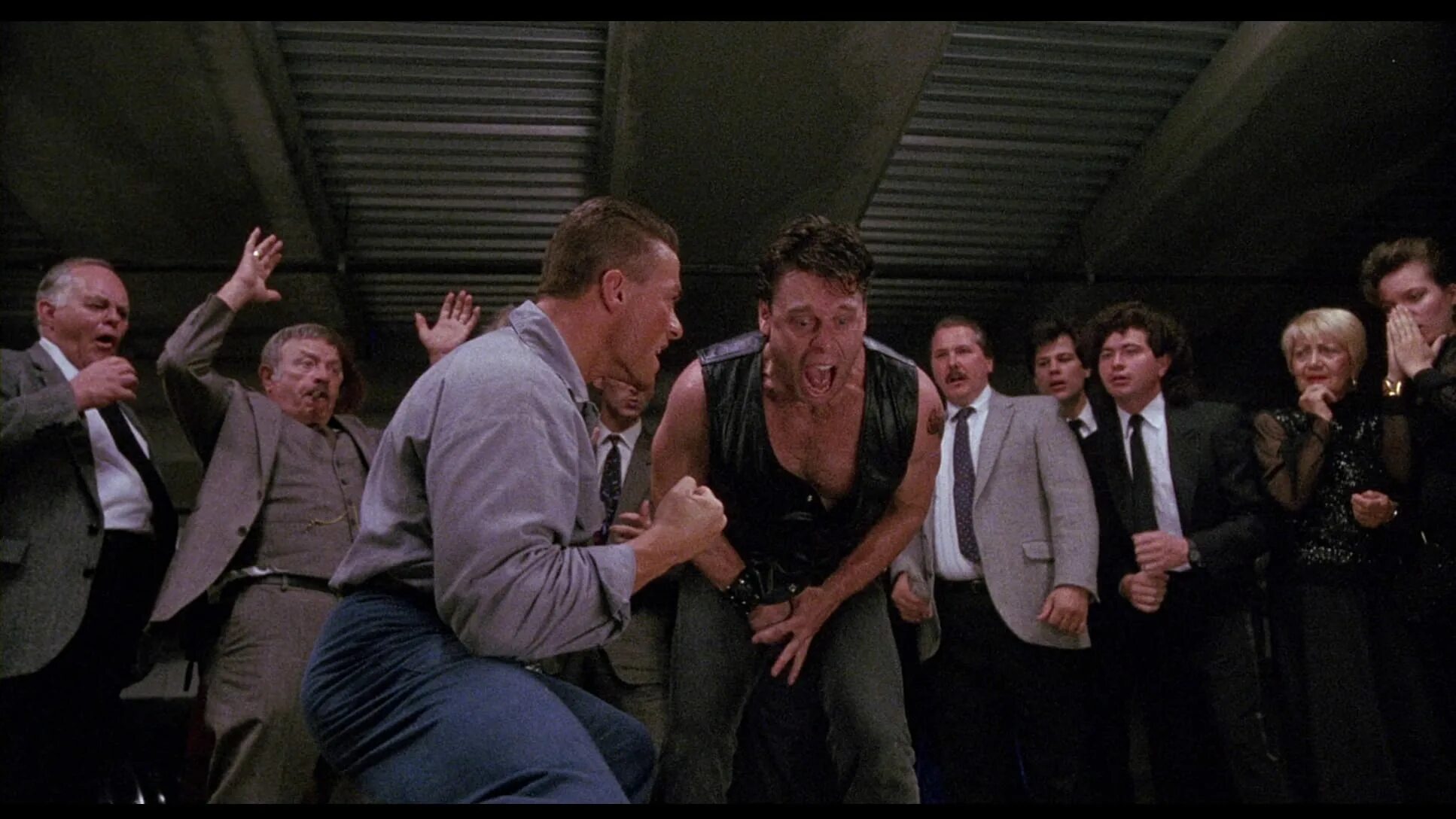 Самоволка синтия. Ван дамм самоволка. Акилла самоволка. Самоволка / lionheart (1990). Хорошим переводом самоволка.