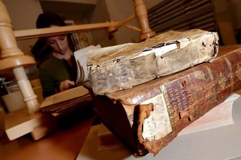 Реставрация библиотечных фондов