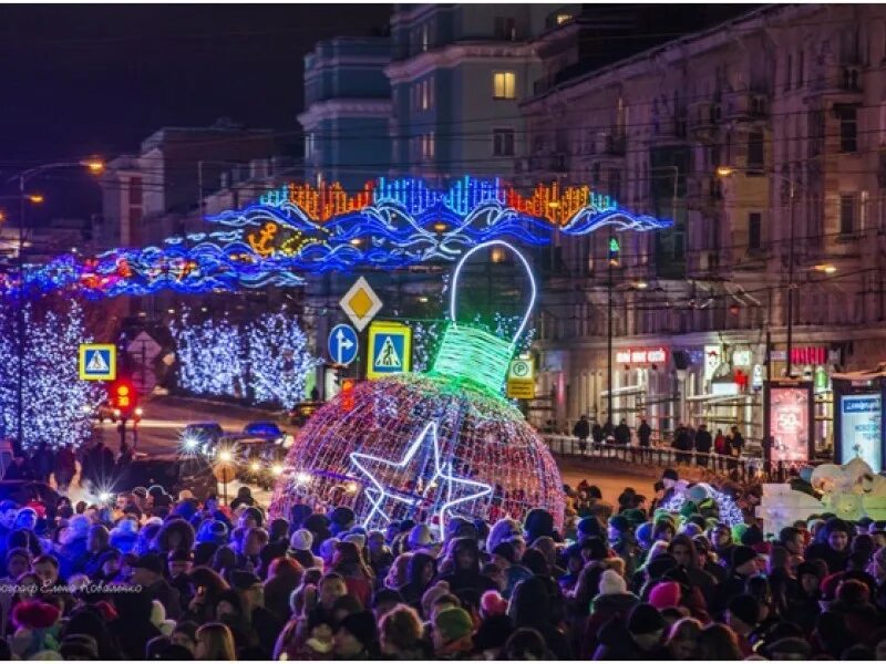 2018 год мурманск. елка новогодняя нарисованная 16:9. новый год 16:9. мурманск украсили к новому году. фонтан на площади пять углов мурманск.