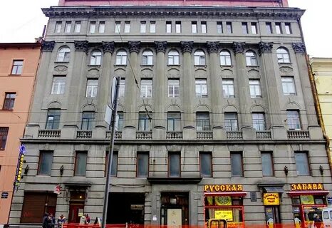 Отели рядом с дворцовой площадью