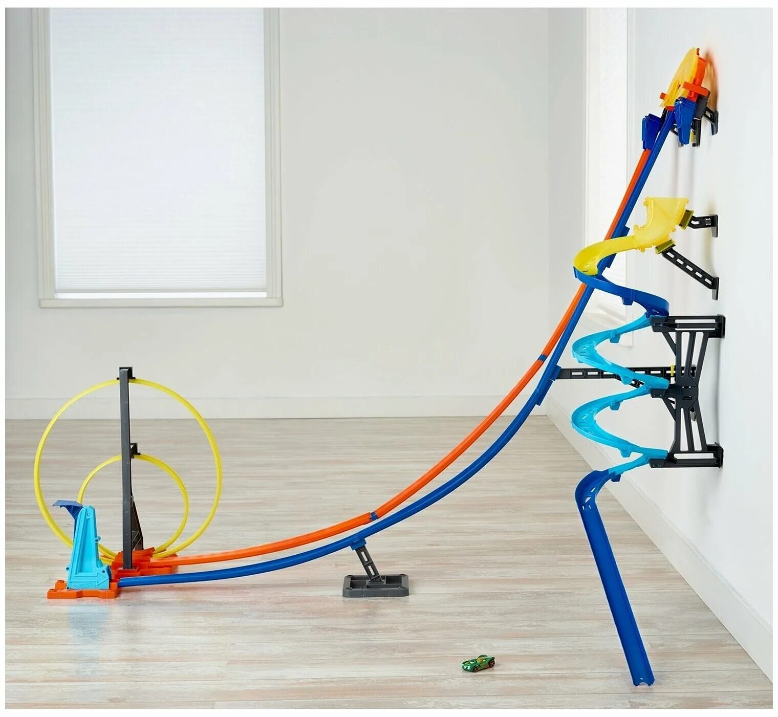 Hot wheels racing track set 2 машинки. хот вилс трек в чемодане. гонки hot wheels набор. наборы хот вилс треки. набор игровой hot wheels супер гонка cdl49.