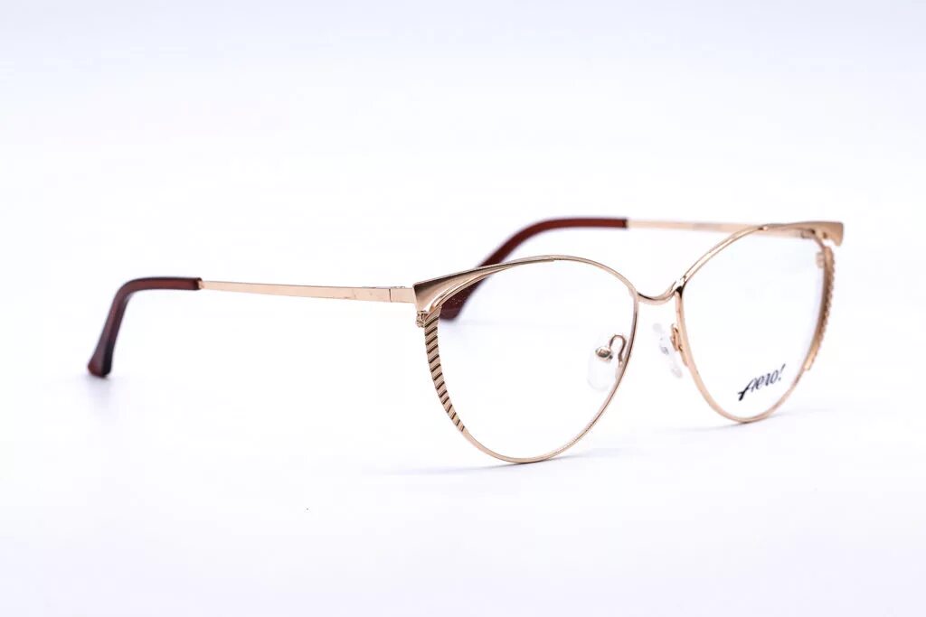 модные очки. очки женские. брендовые оправы. очки солнцезащитные женские брендовые версаче. очки шанель 2022.