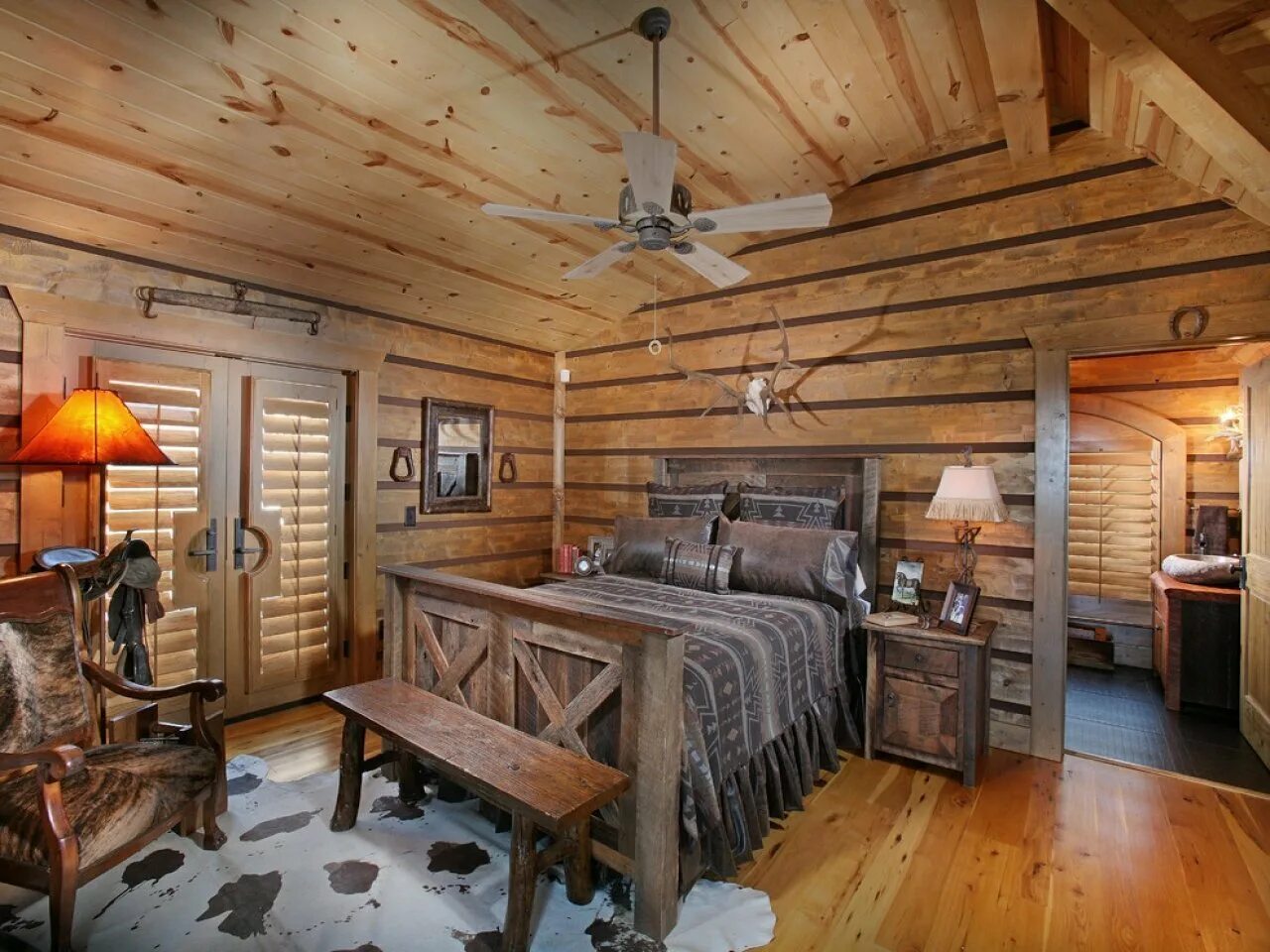 Комната в деревенском стиле. Деревенский стиль в интерьере. Спальня в деревенском стиле. Интерьер в деревянном доме.
