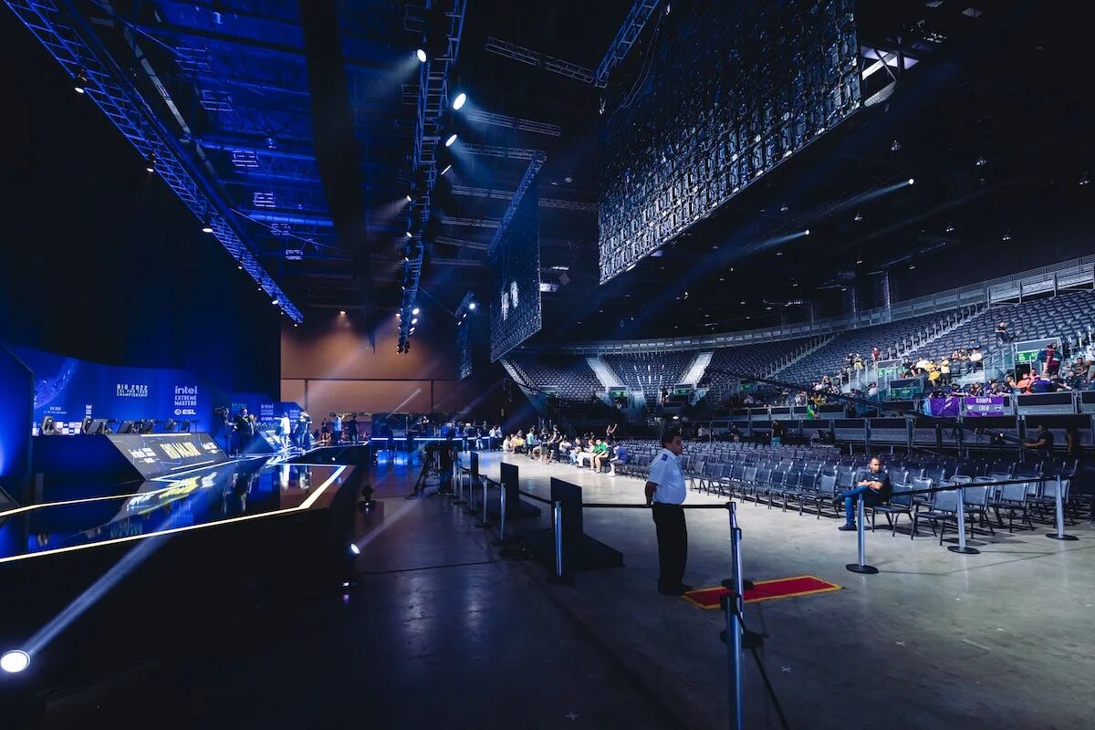 Stage start