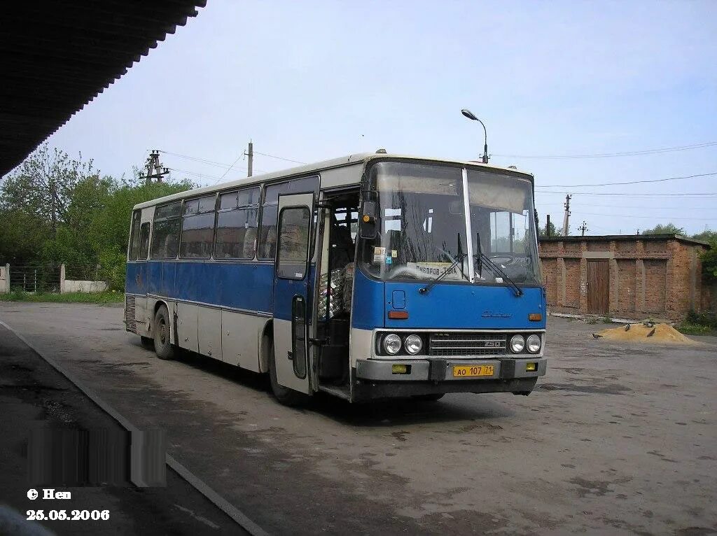 Купить билет тула суворов. Икарус 256 Тула. Ikarus 256 Тула. Икарус 256.51. 256 Автобус Тула Суворов.