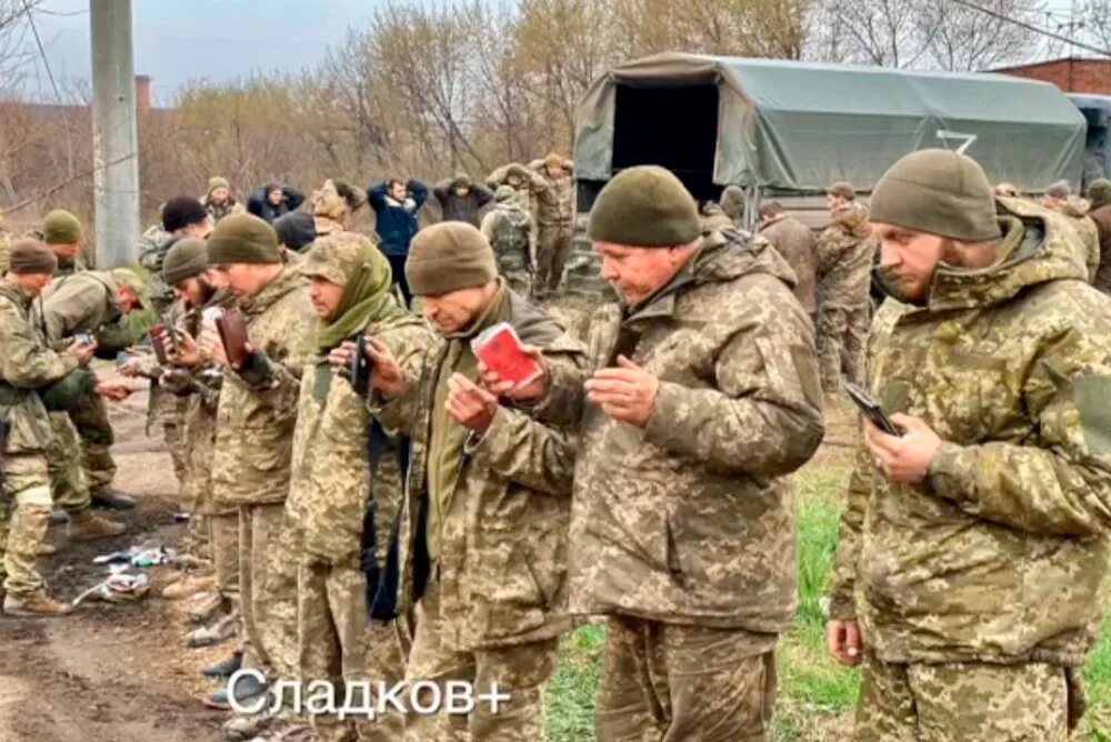 Морпех всу. Украинские военные. Русские морпехи в Мариуполе. Русские солдаты на Украине. Русские войска на Украине.