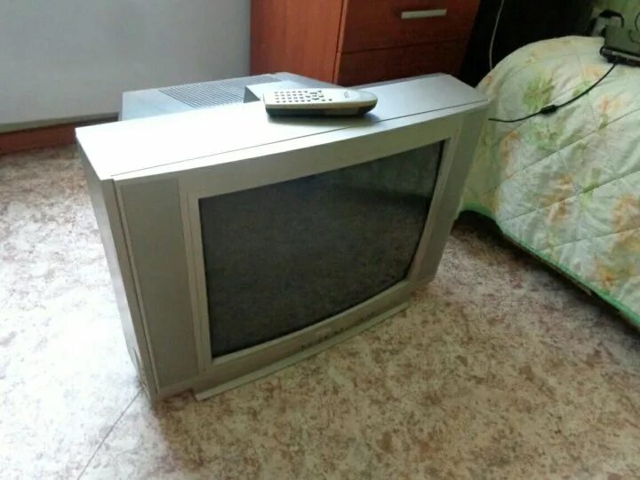 Телевизор LG 54см. Toshiba bomba телевизор 54cm модель. Телевизор 54 см. Телевизор 54 см б у.