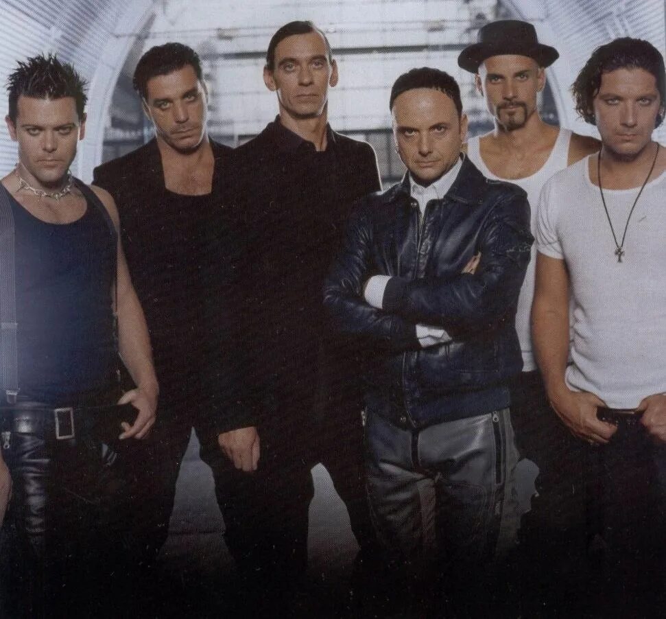 Состав группы рамштайн. Rammstein состав. Состав группы раммштайн. Рамштайн участники. Коллектив рамштайн.