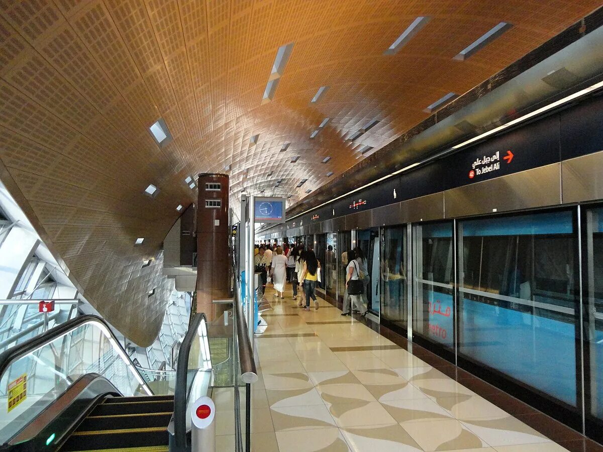 Метро Дубай. Станции метро Дубай. Станция метро Дубай Молл. Метрополитен Дубай. Как купить в метро дубай