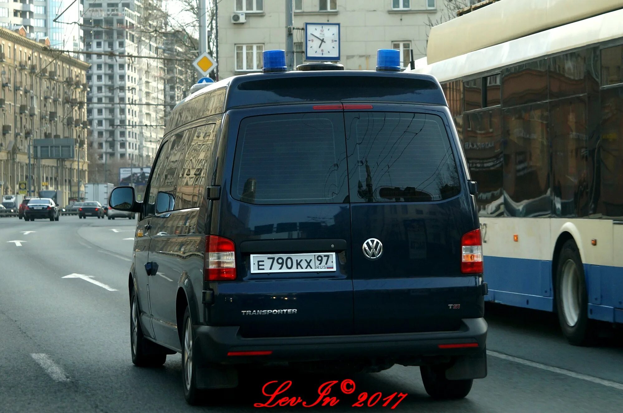 АМР 97 Volkswagen Transporter. Е 660 КХ 97. Е789кх97. Е751кх97.