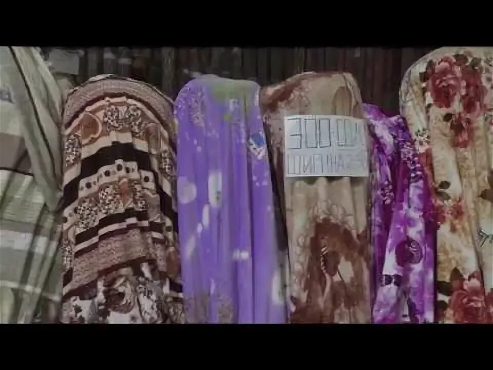 Ткани киргизия. Рынок Мадина Киргизия. Ткани Мадина Бишкек. Рынок Мадина ткани. Ткань велсофт Мадина.