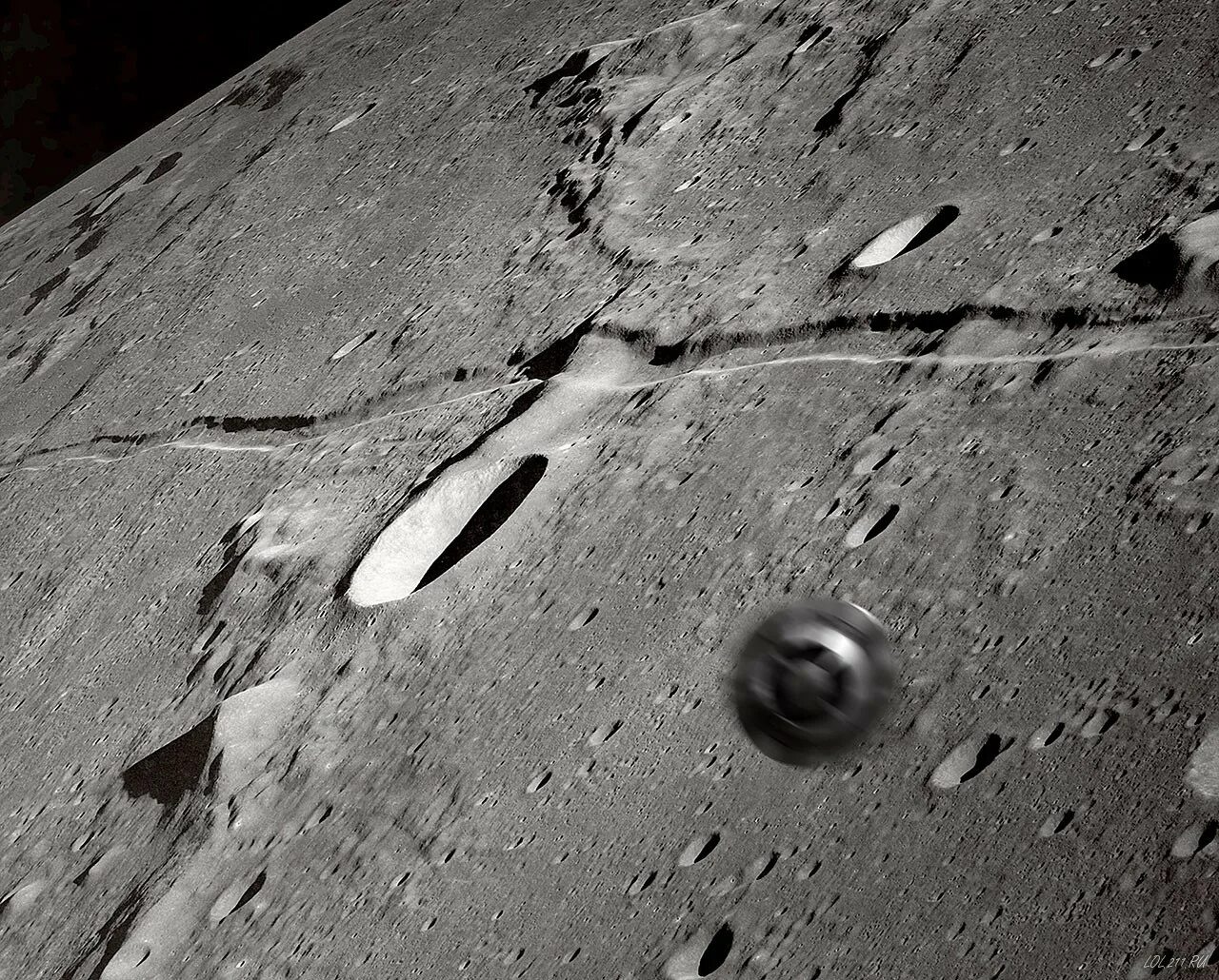 Секретные снимки Луны НАСА. Засекреченные снимки НАСА Луны. Рассекреченные снимки Луны НАСА. Рассекреченные фото учёных-уфологов 135 шт..
