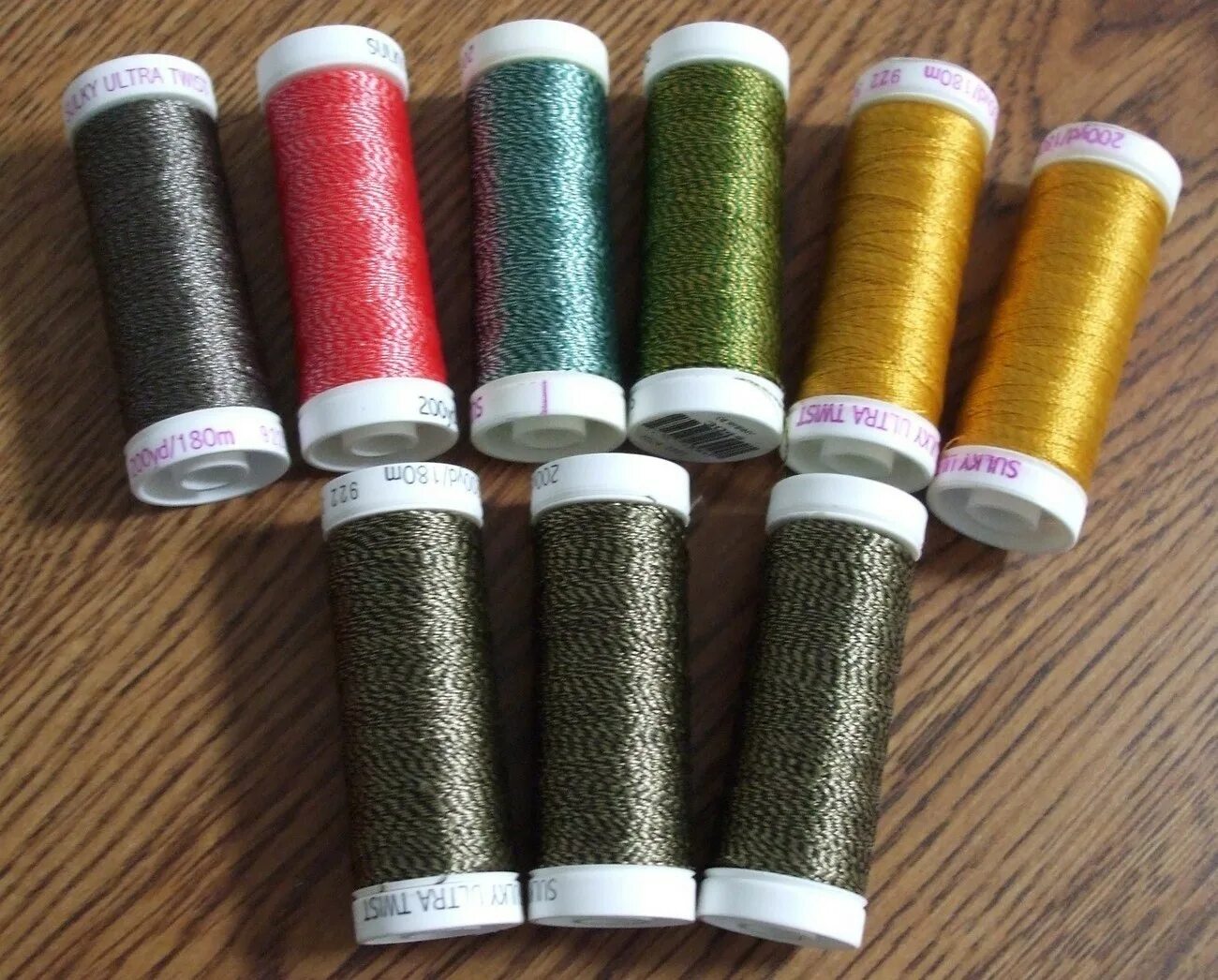 Нитки для швейных машин. 多 執 行 緒 python threading. Threads 2 4. Hilos. Threads 2 4.