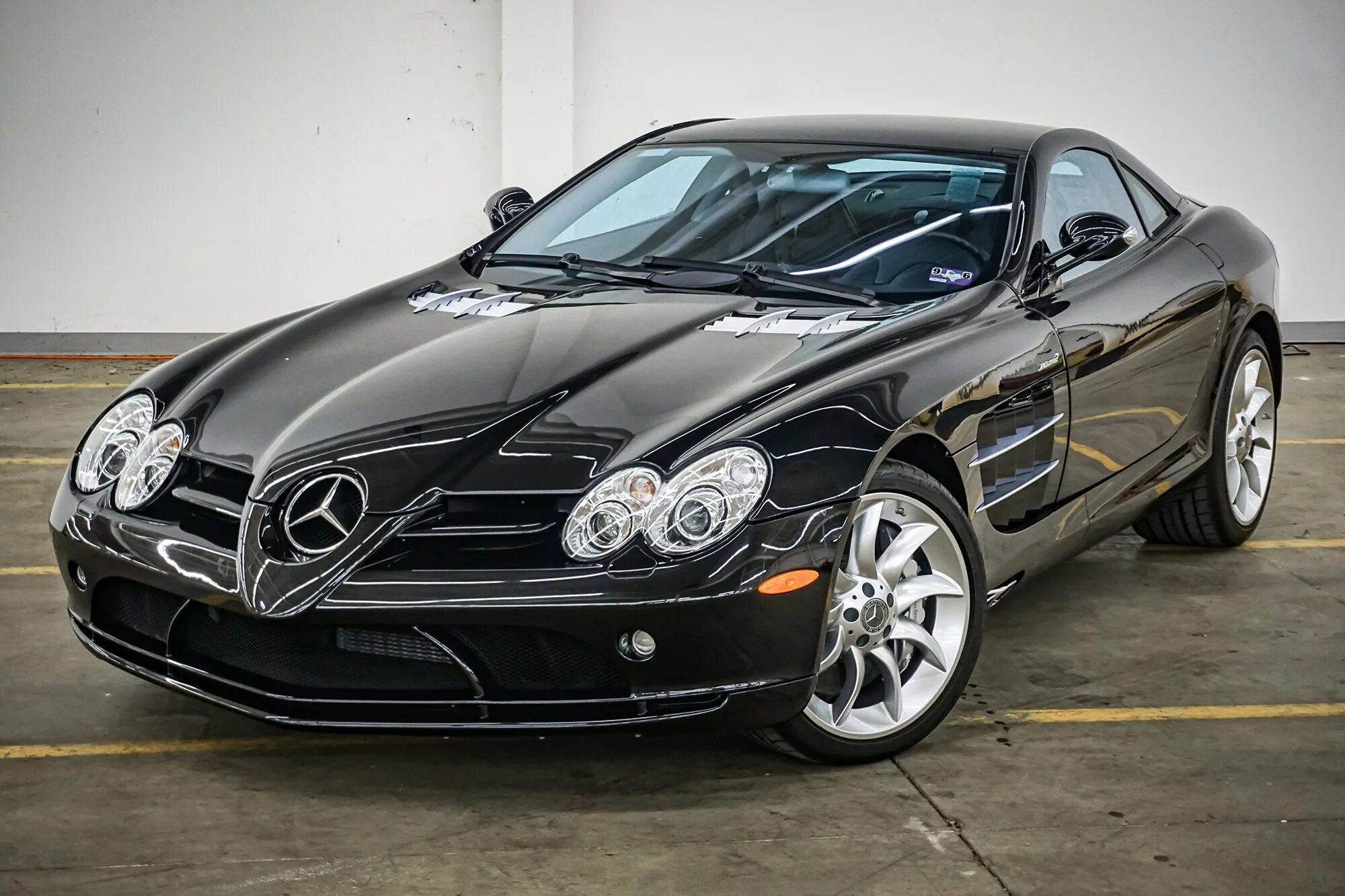 Mercedes maclaren. Mercedes-Benz SLR MCLAREN. Мерседес Бенц СЛР МС Ларен. Мерседес Бенц Макларен SLR. Mercedes Benz SLR MCLAREN 2005.