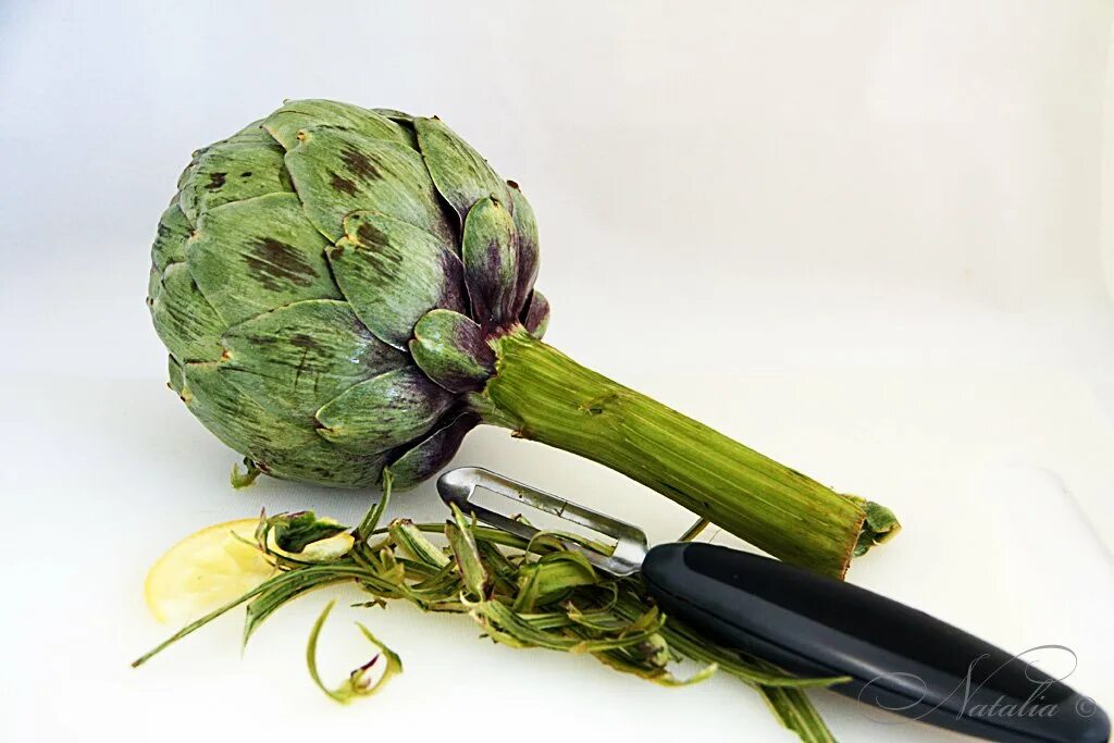 Артишок это овощ вкус. Органические артишоки. Артишок вкус. Лецират артишок. Артишок римский.