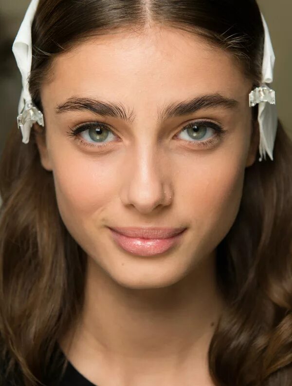 Макияж для раскосых глаз. Красивые глаза. Выступающие глаза. Широкие глаза. Макияж для зрительного увеличения глаз.