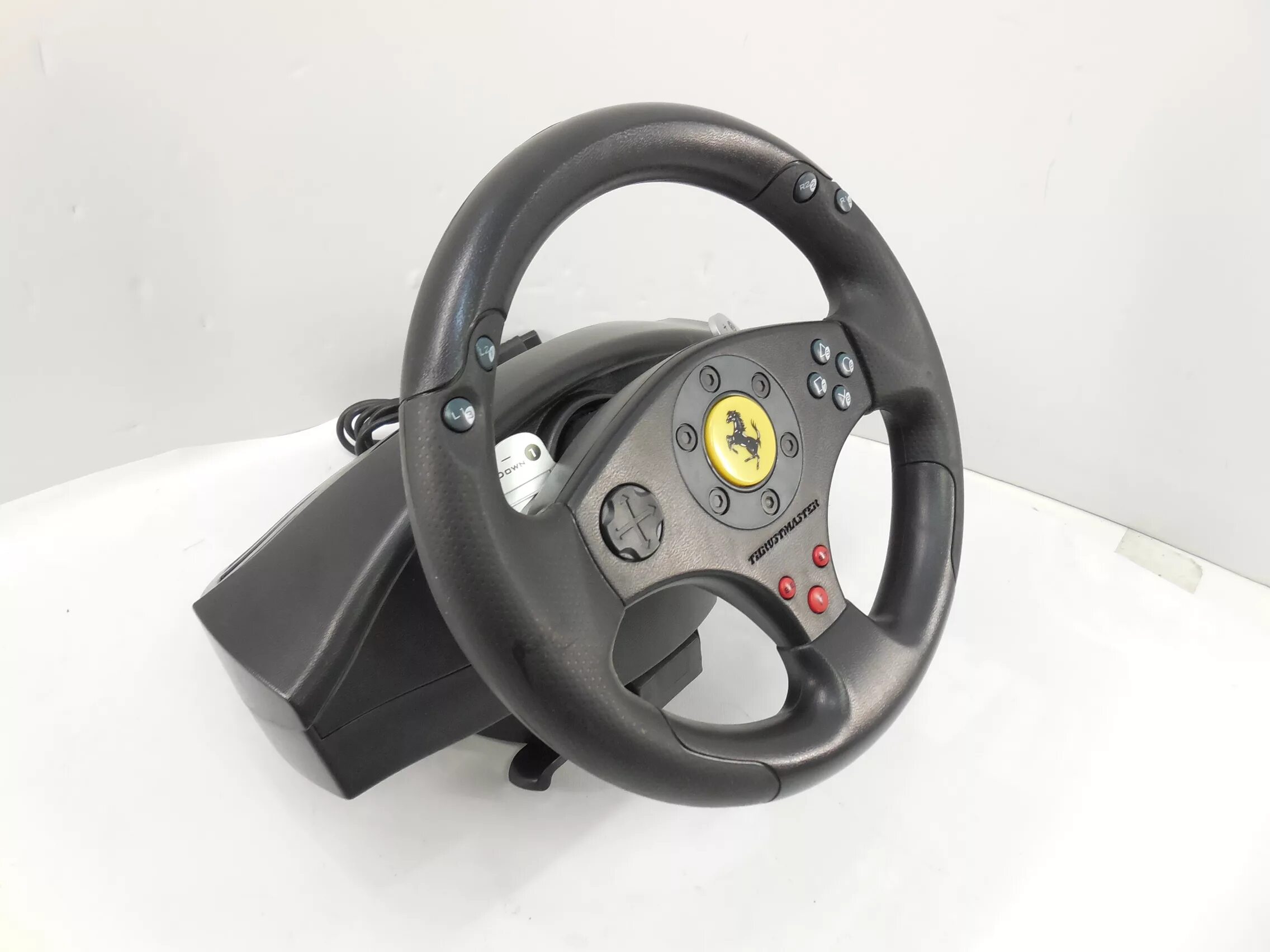 Трансмастер т300. Thrustmaster Ferrari gt 2-in-1. Трансмастер руль игровой Феррари. Руль Трастмастер Феррари gt. Педали для руля Thrustmaster Ferrari gt.