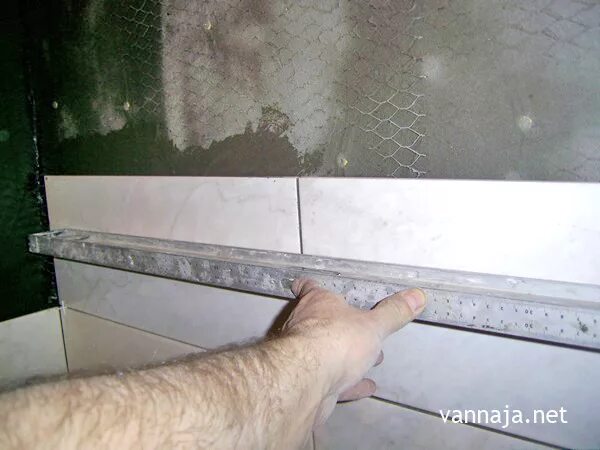 Как правильно установить ванну к плитке