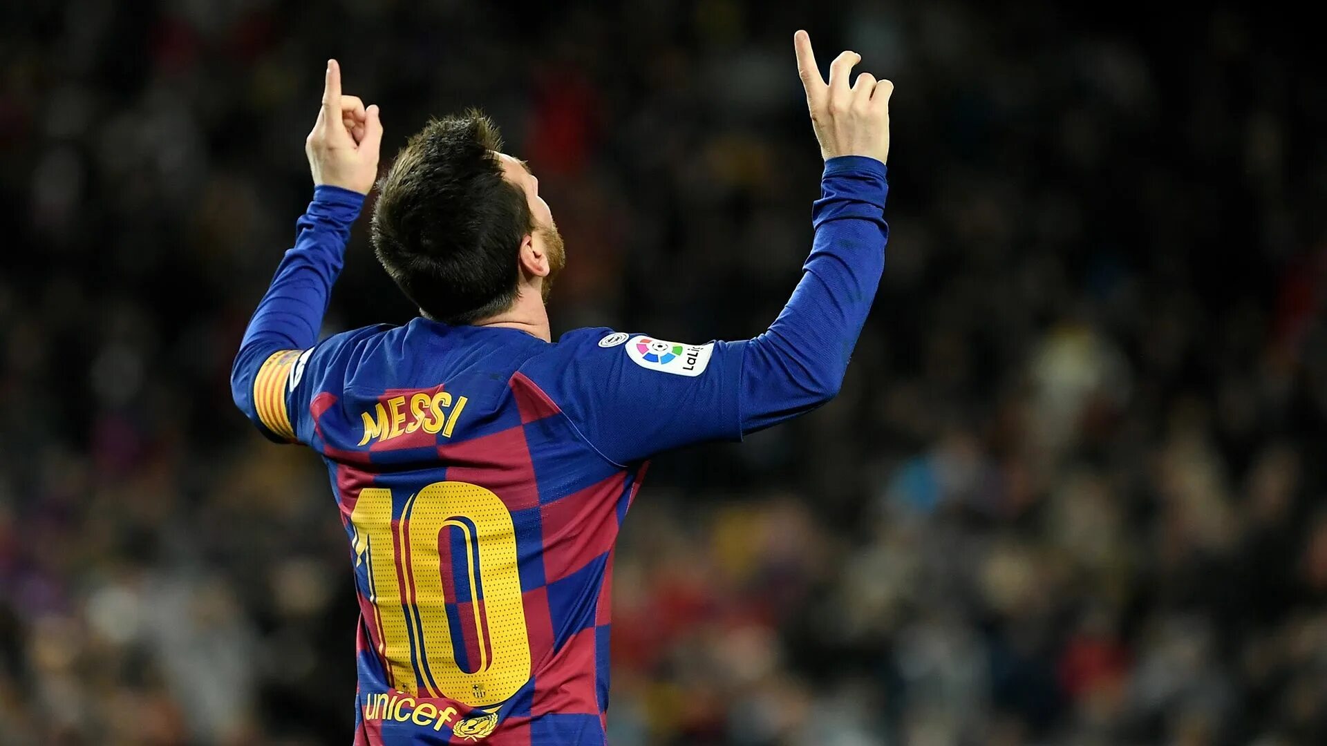 Messi is from. Лионель месси барселона. messi barcelona 2025. messi 10. лионель месси номер.