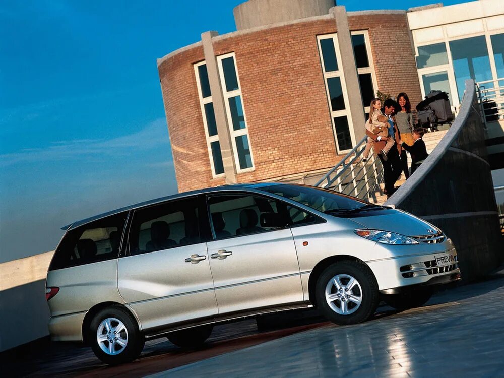 Тойота Превия 2000. Тойота Превия 2005. Тойота Превия 2000 года. Превия 2006 Toyota previa. Минивэны 2000 годов