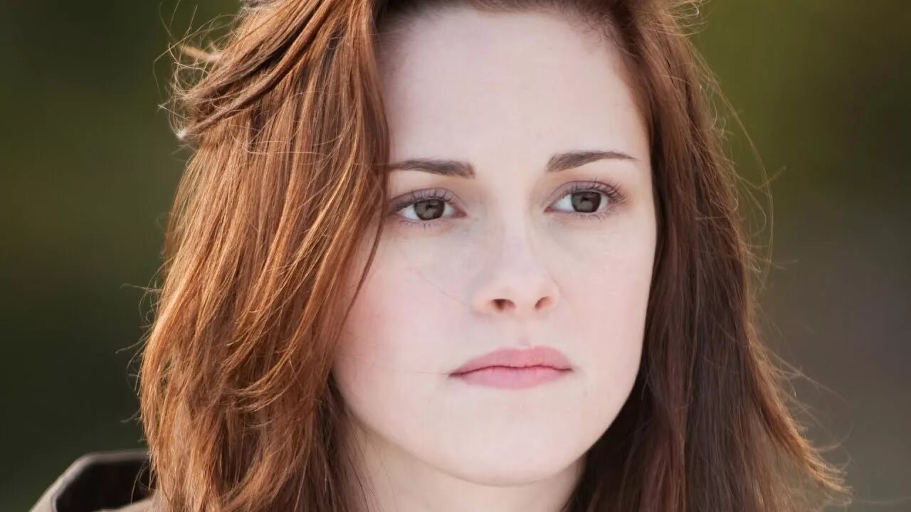 Кристиян стюр бела свон. Сумерки актрисы фото. Актриса которая играла беллу. Кристин сарт сумерки сага. Актриса которая играла беллу.