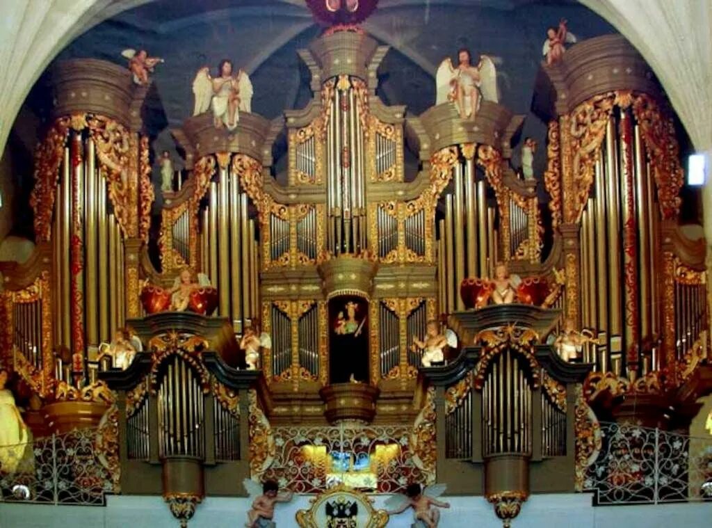 Magic organ. Большой орган кафедрального собора в Калининграде. Калининградский орган в кафедральном соборе.