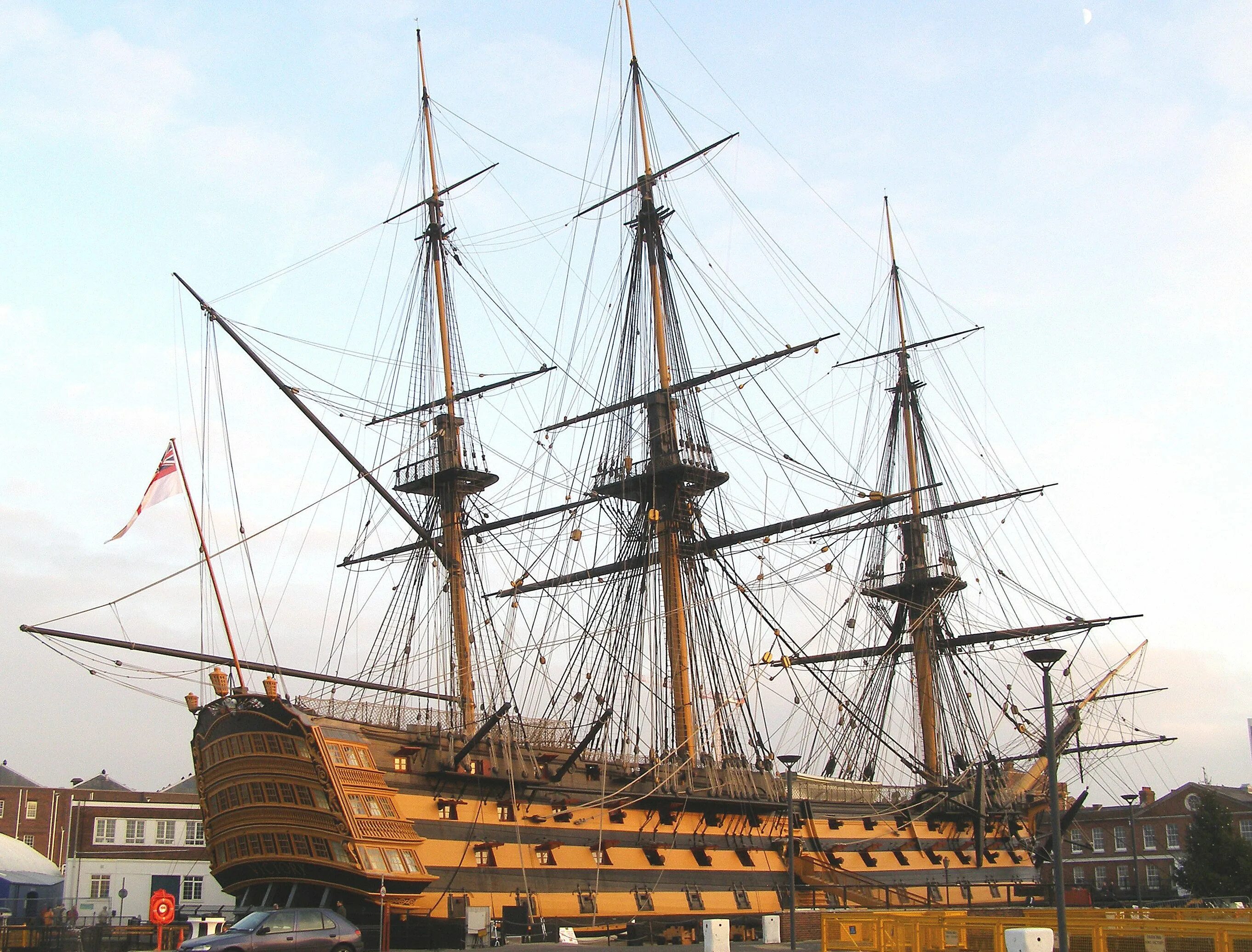 Корабль линкор 18 века. Манильский Галеон корабль. Линкор 17-18 века. Парусный корабль 17 века Фрегат. Фрегат 18