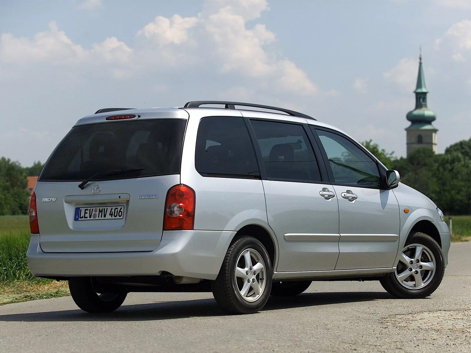 Mpv 2. мазда мпв 2. 0 дизель. мазда мпв 2. Mazda mpv 2010.