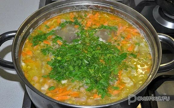 Щи с капустой и фасолью консервированной. Щи с капустой и фасолью консервированной