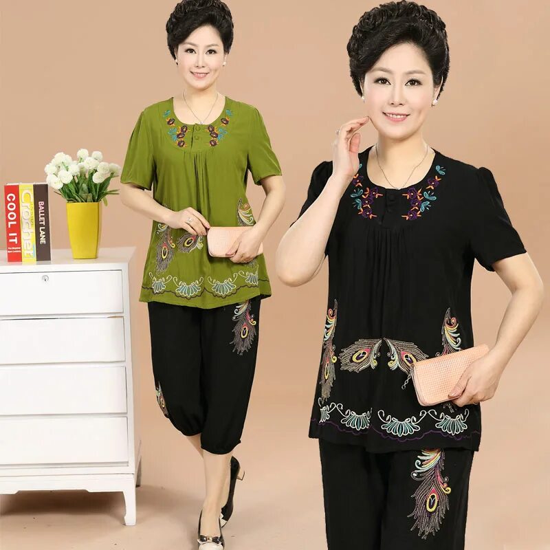 платья для пожилых женщин