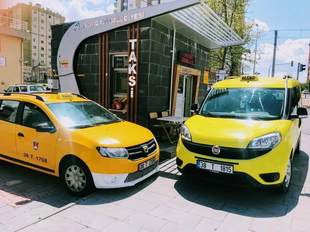 такси анталья 2023. таксист в турции. Fiat такси в турции. кнопка вызова такси. такси в турции.