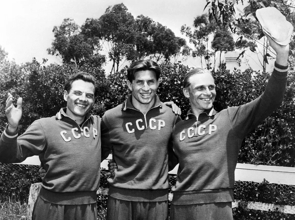 Сборная ссср - олимпийский чемпион 1964. Олимпийские чемпионы 1952 года. Олимпийские чемпионы 1952 года. Олимпийские чемпионы 1952 года. Удодов олимпийский чемпион.
