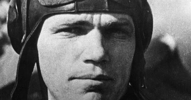 Г кожедубов. Г кожедубов. Маршал авиации кожедуб. Маршал авиации кожедуб. Кожедуб герой советского союза.