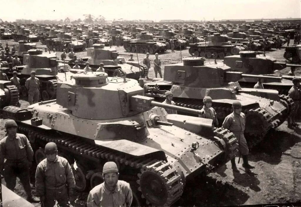 соединения танков. танковые войска т72. колонна т-72. танки которые участвовали в сталинградской битве. соединения танков.